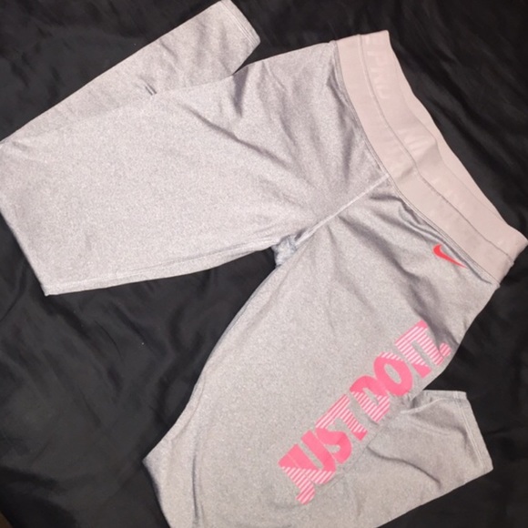Nike workout leggings