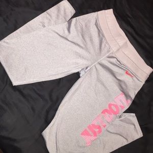 Nike workout leggings