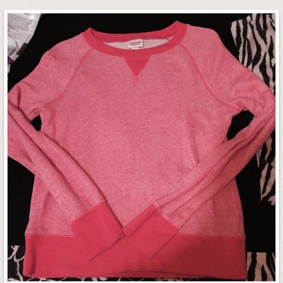 Pink sweatshirt