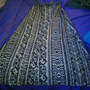 Aztec print maxi skirt size L