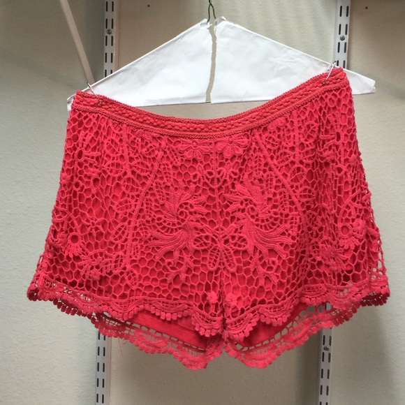 Coral shorts