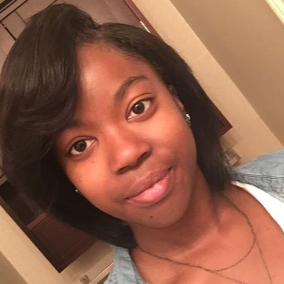 Meet your Posher, Jasmine - Picture 1 of 1