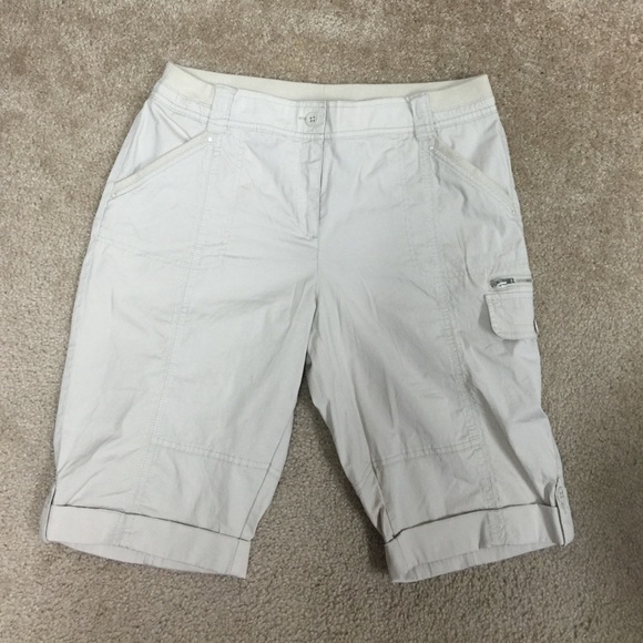 Chicos kneelength shorts