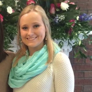 Meet your Posher, Amy