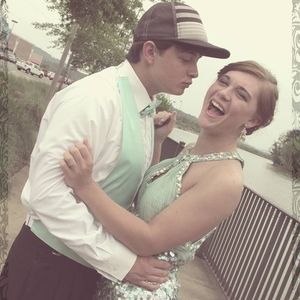 Meet your Posher, Carley