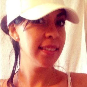 Meet your Posher, Avelim