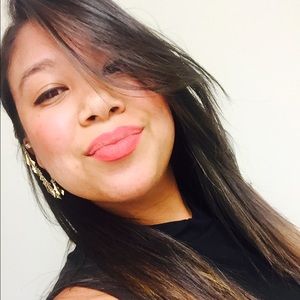 Meet your Posher, Dana