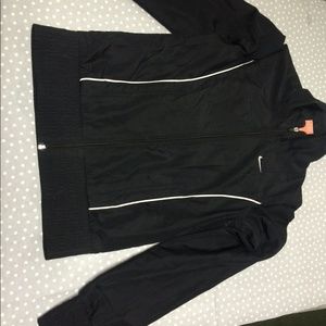 Nike windbreaker black size small