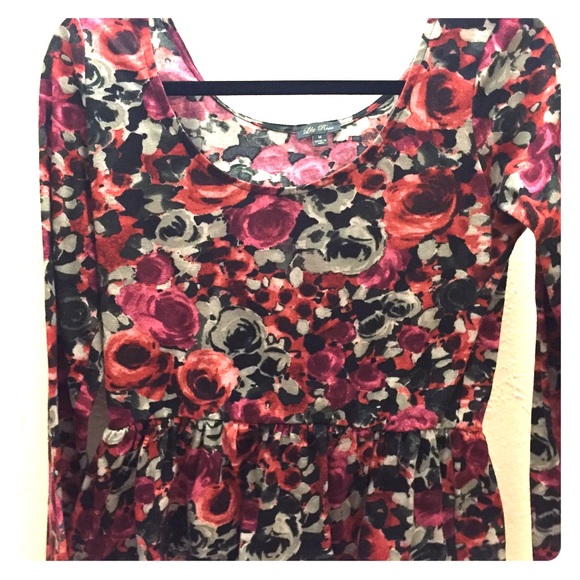 Long sleeve floral peplum top