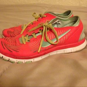 SOLD  Nike Free Balanza 3.0