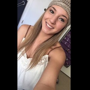 Meet your Posher, Elenna