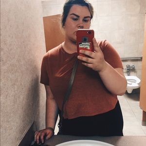 Meet your Posher, Caroline