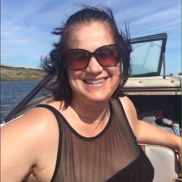 Meet your Posher, Cara - Picture 1 of 1