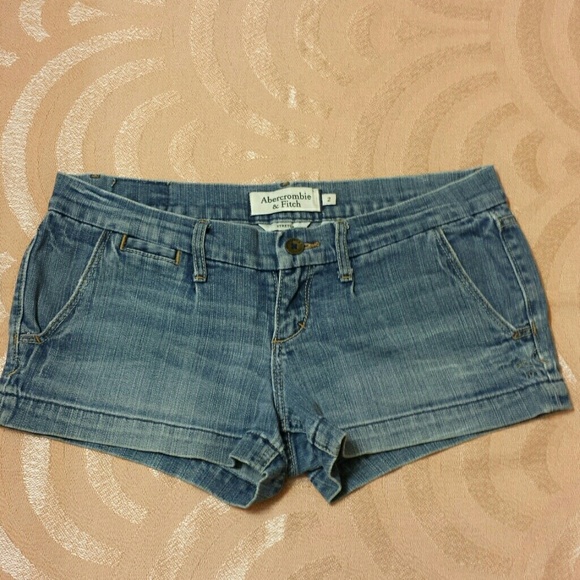Abercrombie & Fitch Pants - FINAL PRICE  AERCROMBIE &FITCH  SHORT. SIZE 2