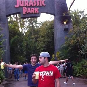 Meet your Posher, Ege