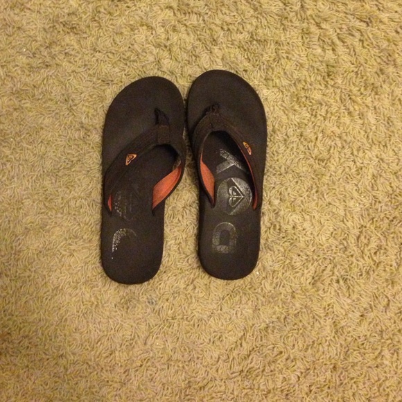 Roxy flip flops