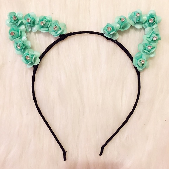 MadeBySparkle Accessories - Green flower cat ears headband floral crown
