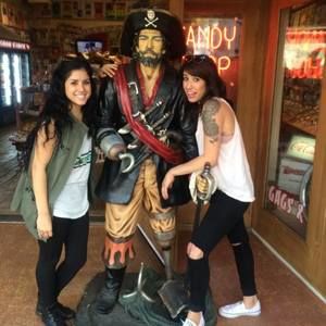 Meet your Posher, April