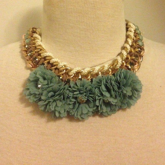 Anthropologie Jewelry - Statement necklace with rhinestones and rosettes.