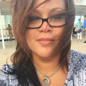 Meet your Posher, Yvette