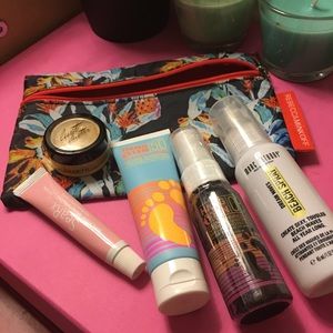 [New] Beauty goodies bundle #4 (with makeup bag)