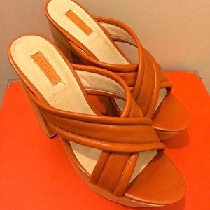 New W/O Tags - Topshop Platform Sandal