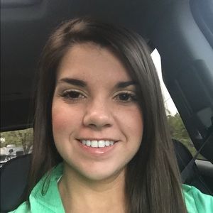 Meet your Posher, Joanna