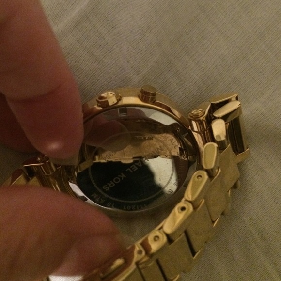 Sold- Michael Kors Parker Gold 5354 - Picture 2 of 4