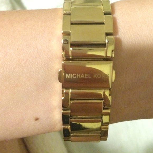 Sold- Michael Kors Parker Gold 5354 - Picture 3 of 4