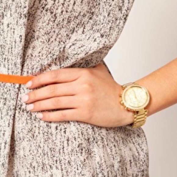 Sold- Michael Kors Parker Gold 5354 - Picture 4 of 4