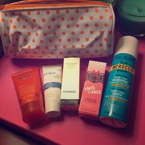 [New] Beauty goodies bundle #6 (with makeup bag)