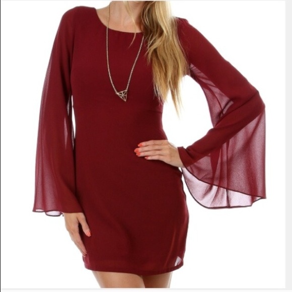 red long sleeve chiffon dress