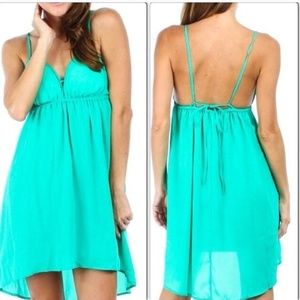 green dress