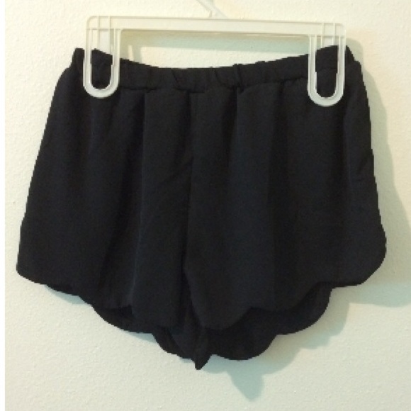 scallop shorts