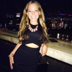 Meet your Posher, Pina