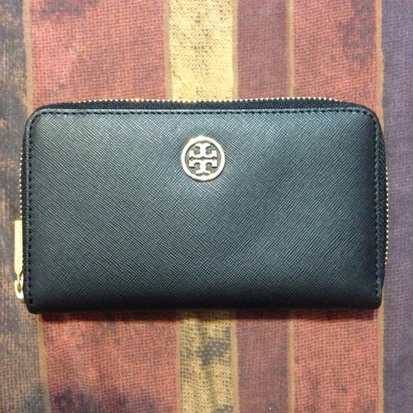 Tory Burch wallet