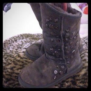 grey uggs with metal stars and studs