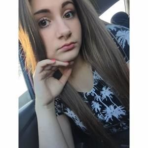 Meet your Posher, Julisa