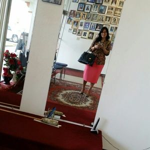 Meet your Posher, Raquel