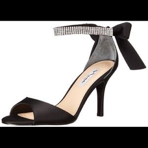 Nina rhinestone heels size 8