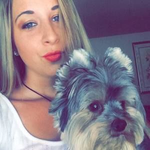 Meet your Posher, Monica