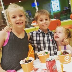 Meet your Posher, Quin