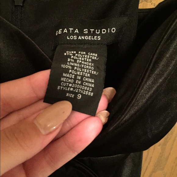 Homecoming/formal dress - Picture 3 of 3