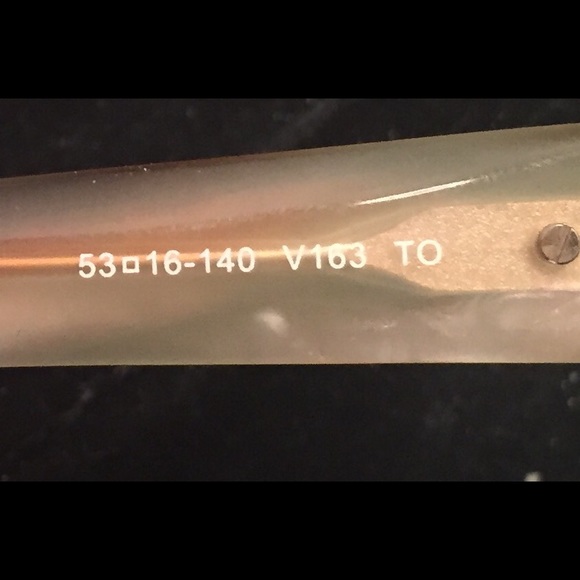 Vera Wang Eye glasses - Picture 4 of 4