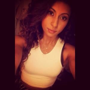 Meet your Posher, Ana