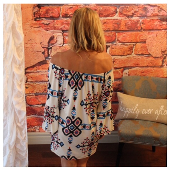 White Ganado print off the shoulder dress - Picture 2 of 2