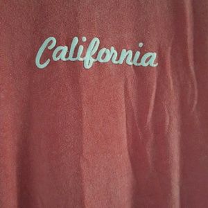 Brandy Melville Tops - Brandy Melville California Top Brandy Melville Tops - Brandy Melville California Top