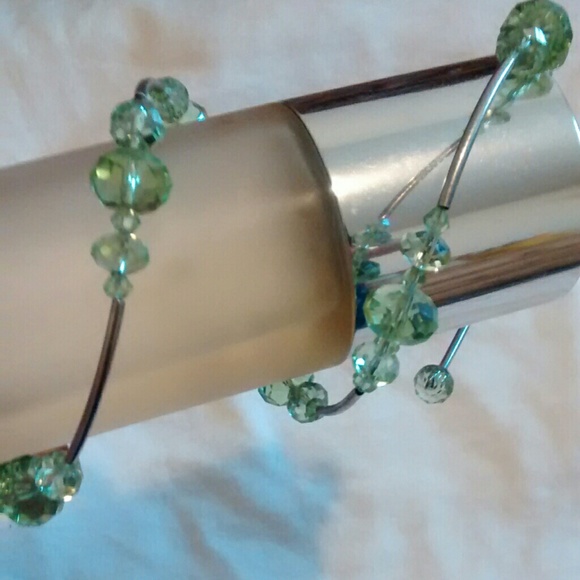 Bracelet - Picture 1 of 2