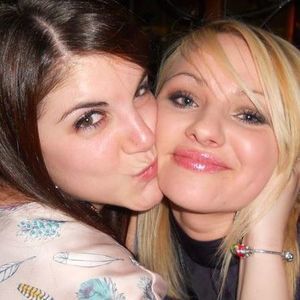 Meet your Posher, Ella