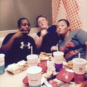 Meet your Posher, Tayler